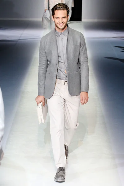 Look 46